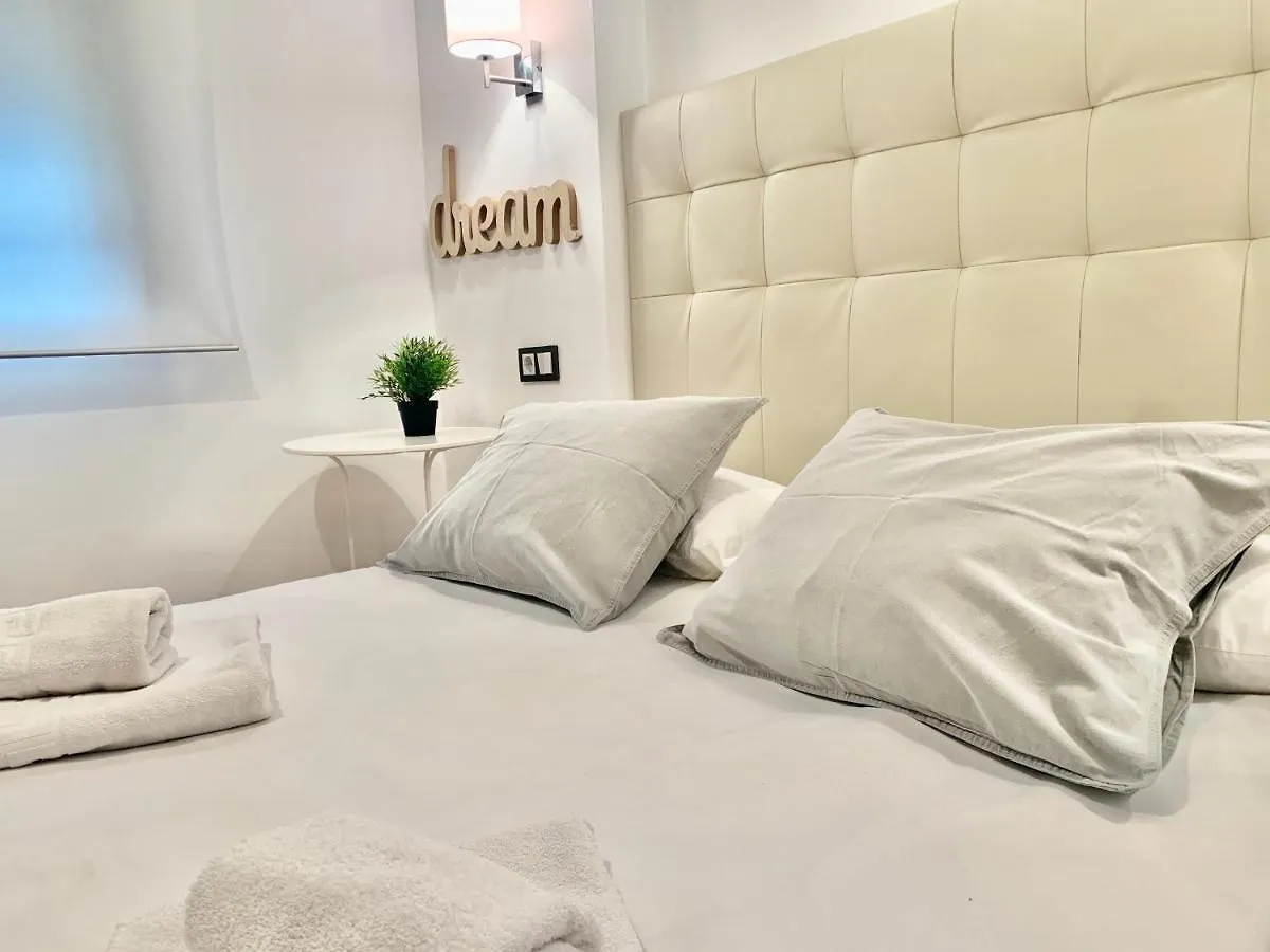 Apartment Homely Malaga Refino 1-I6 Y Bajo E5 Spain