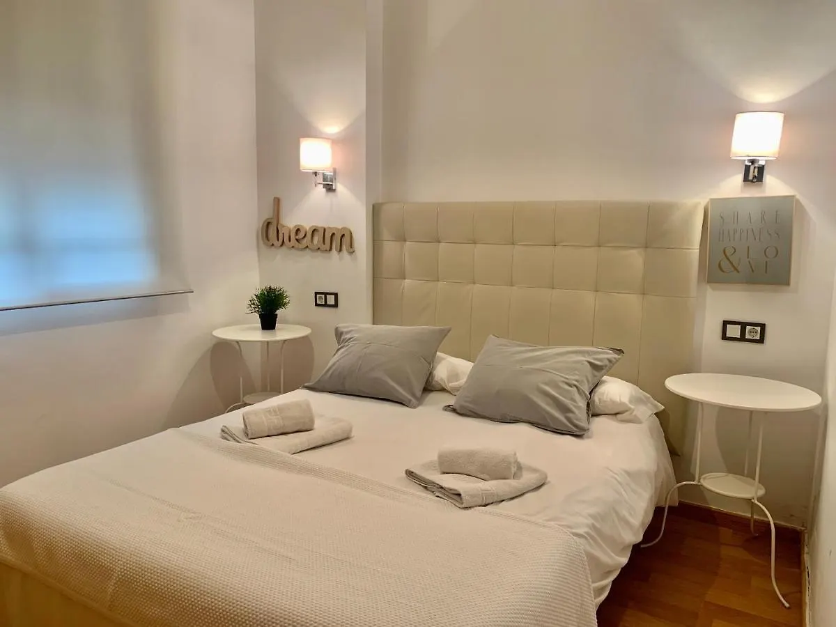 Homely Malaga Refino 1-I6 Y Bajo E5 Spanien