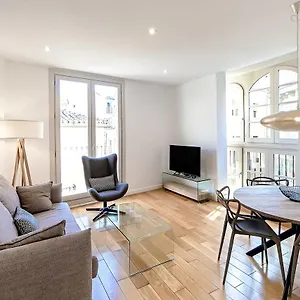 https://luxury-duplex-in-the-heart-of-the-city.1costadelsol.com